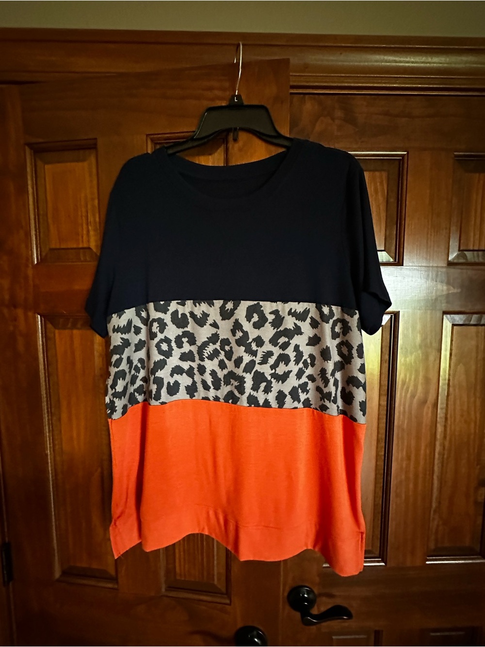Colorblock Leopard-Panel Short Sleeve Top - Navy, Gray, Orange